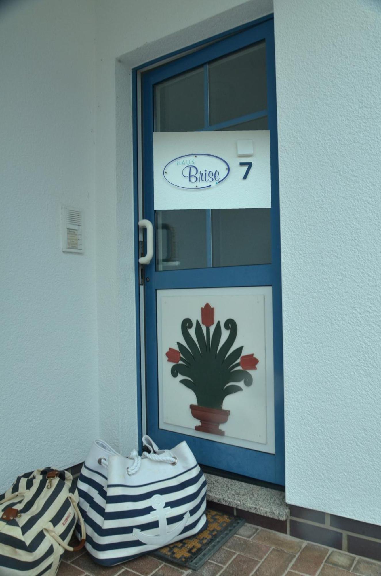 Ferienwohnung Möwe - a67617 Ostseeheilbad Ostseeheilbad Zingst Exterior foto